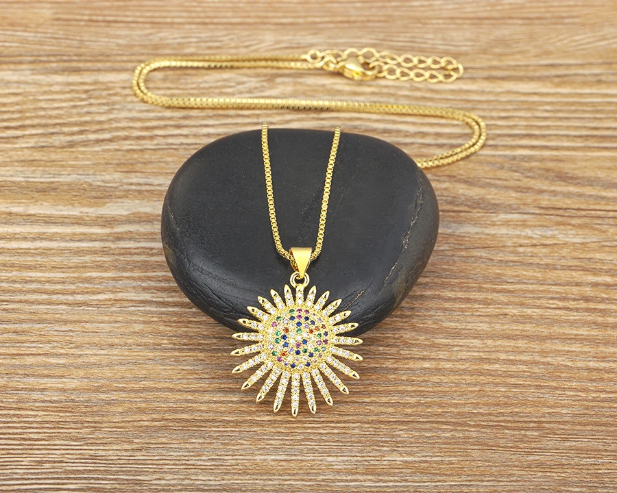 AIBEF Light Of Star And Moon Sun Shape Pendant Women Necklace Copper Zircon Western European Style Jewelry Popular Romantic Gift