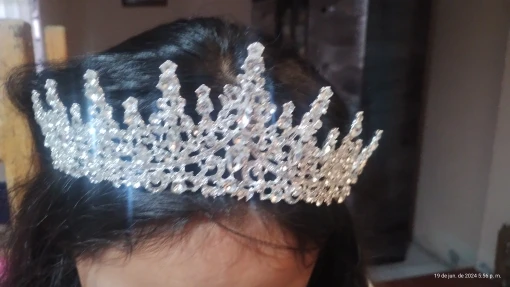 Diverse Silver Gold Color Crystal Crowns photo review