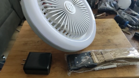 120W Multi Ports USB Charger Fast Charging Type C Mobile Phone Charger photo review