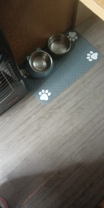 S (pequeño gatito), M, L estera absorbente para alimentación de mascotas, mantel individual impermeable para comida para perros y gatos y cuencos de agua, respaldo de goma de secado rápido photo review