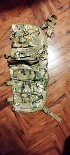 8-Magazin AK-Brustgeschirr Multicam photo review