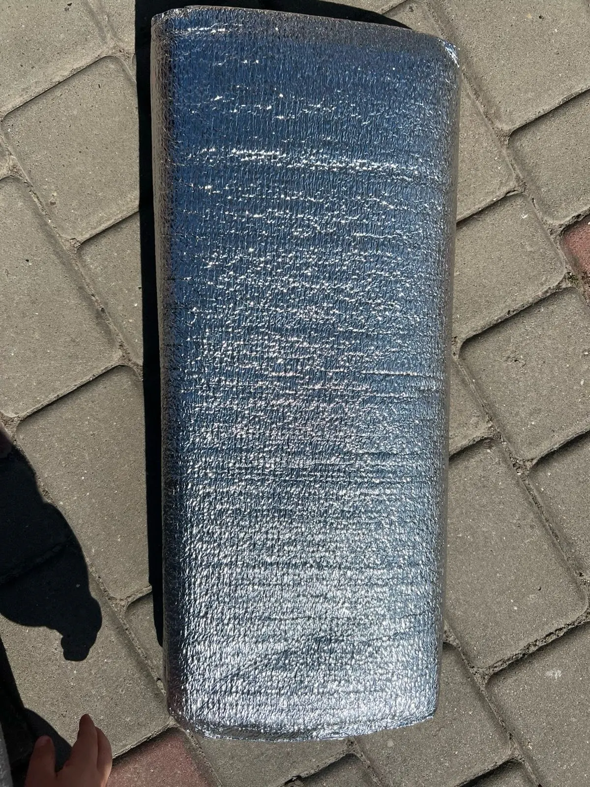 Tapis de Camping Isolant – Aluminium & Mousse EVA – Imperméable et Thermique – Matelas de Sol pour Tente, Pique-nique, Plage, Randonnée