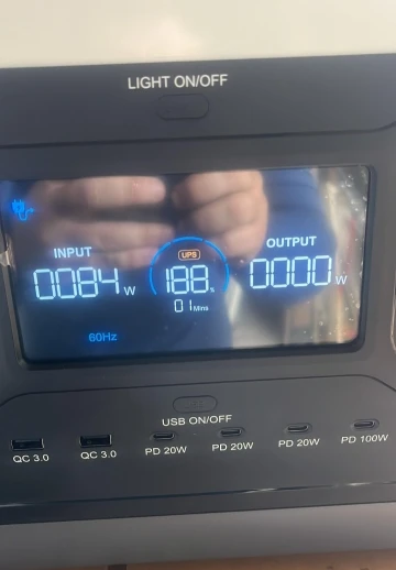 SOLARPLAY Q2501 Q2402M Portable Power Station 2160WH 2304WH LiFePO4 Battery with 2400W/2500W (4800W Peak) Solar Generator photo review