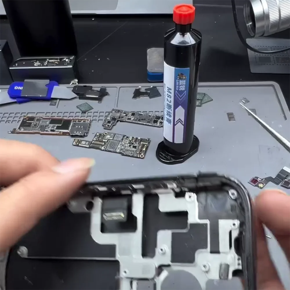 Lanrui M82 Intermittent Paste Cream For iPhone 16 15Pro 14 13 12 11 12Pro mini Plus Middle Frame Fracture Broken Repair Tool