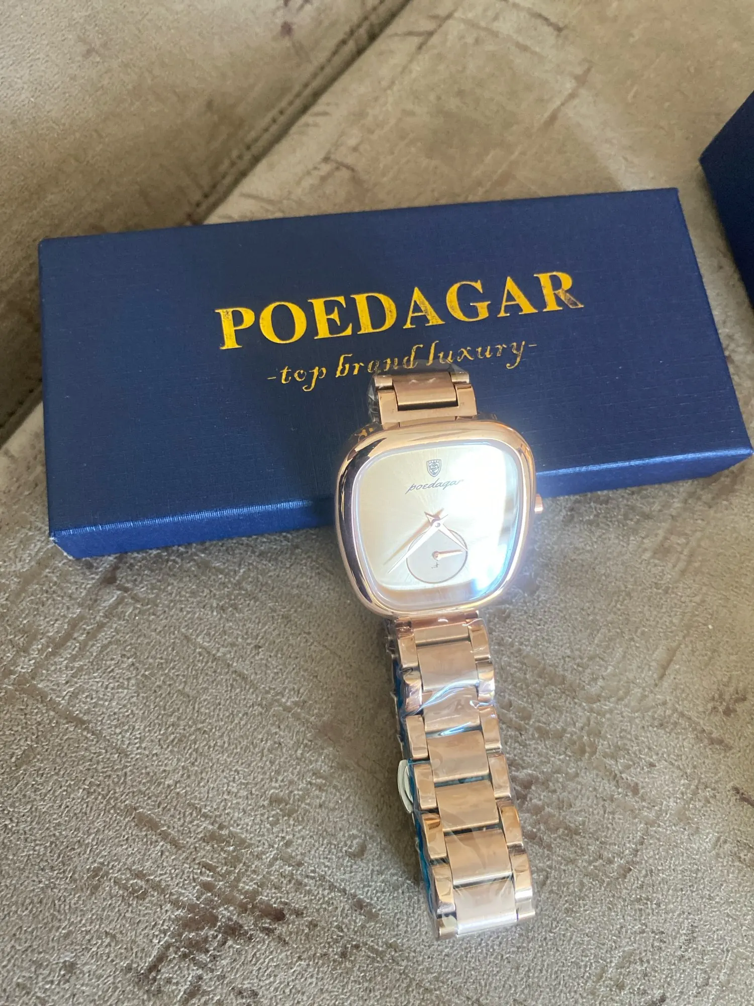POEDAGAR Luxury Watch for Woman photo review