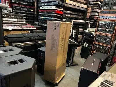 s Quality Original Original New PA1000 PA800 PA700 PA600 61-Key Professional High Performance Arranger PA-1000 (2