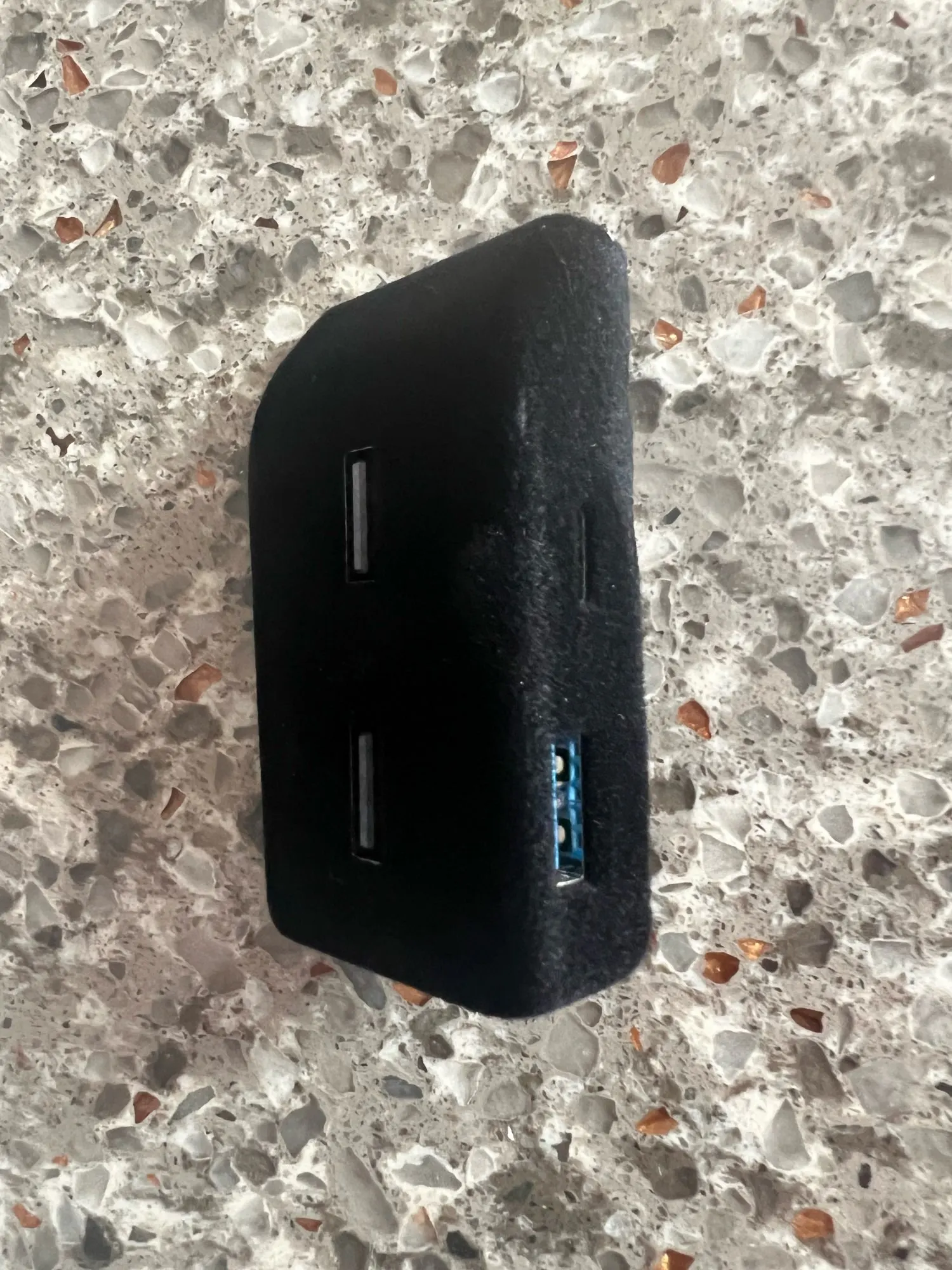 Teslahubs™ Glove Box USB-Hub customer photo