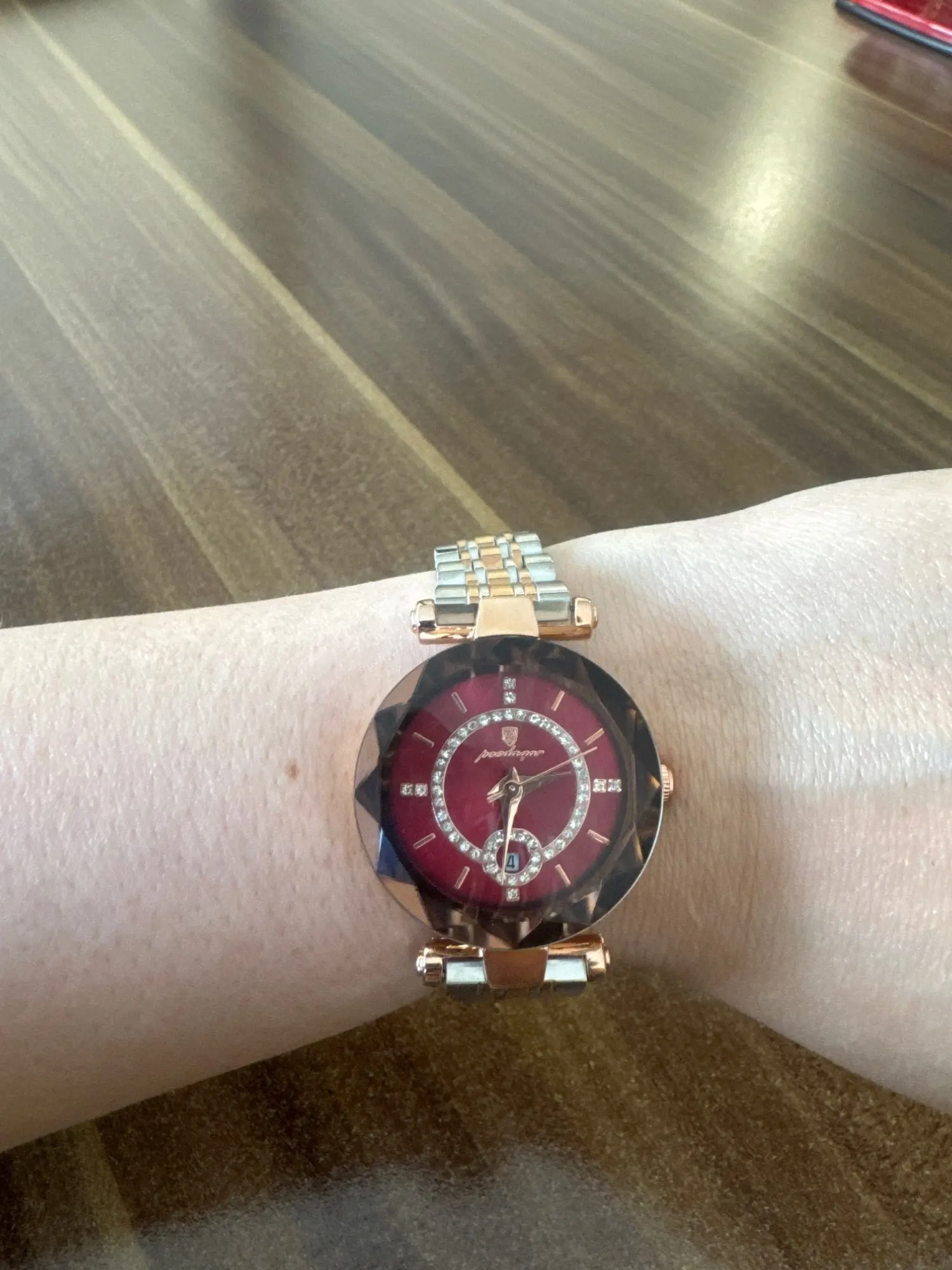 POEDAGAR Luxury Watch For Woman photo review