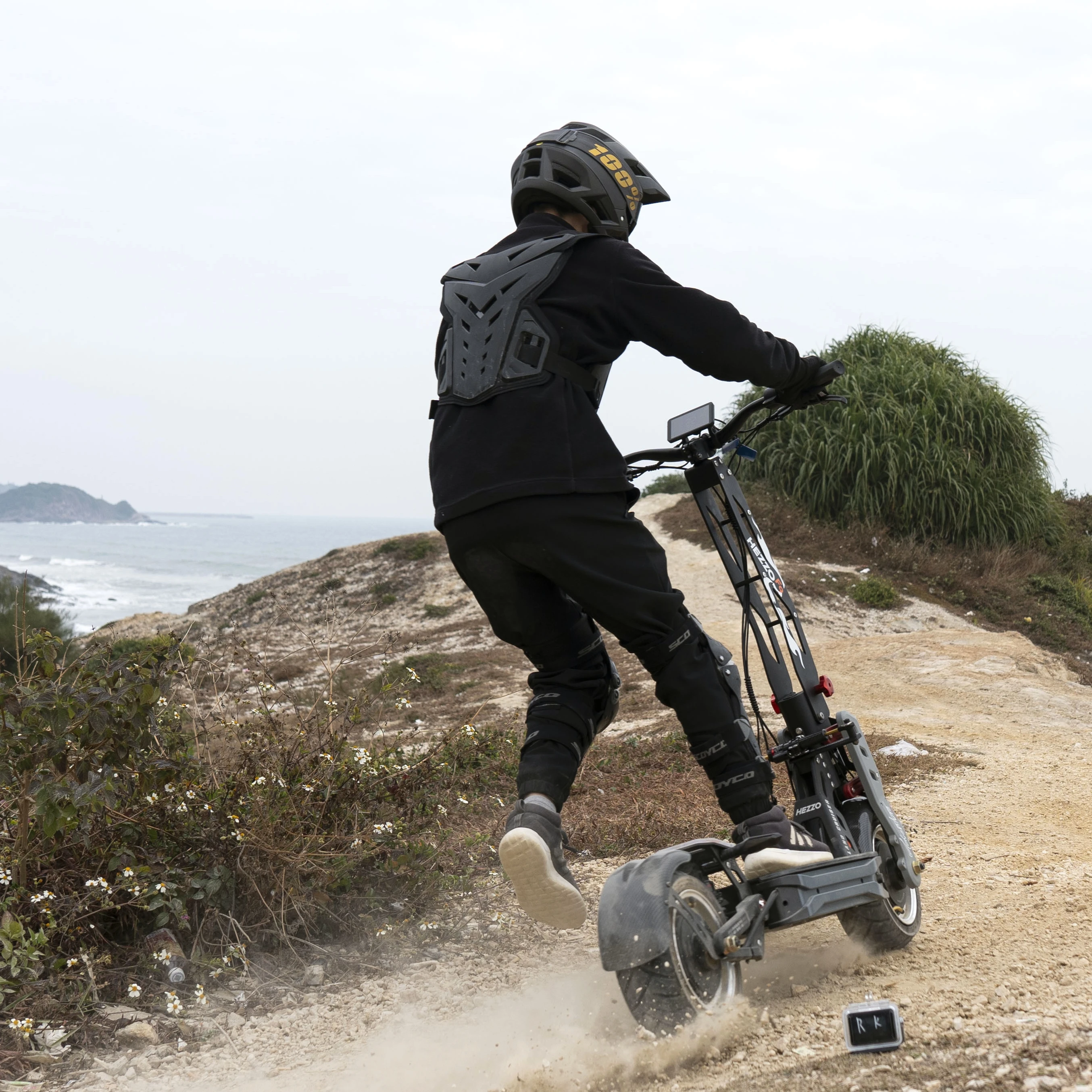 HEZZO-Electric Scooter with Dual Motors, 60V, 8000W, 40Ah, Lithium NFC, 12 "Off-Road Fat Tires, Racing Escooter, EUUS Warehouse,