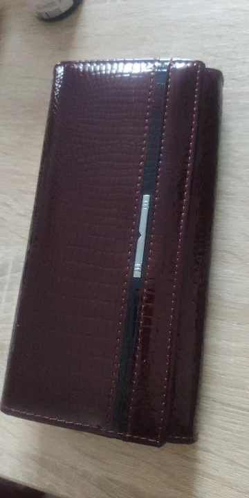 Genuine Leather Alligator Pattern Long Wallet photo review