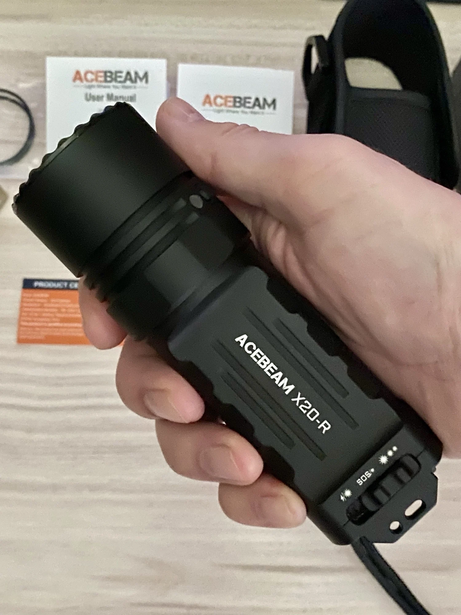 ACEBEAM タクティカル懐中電灯 X20-R USB C 充電出力 SFT-25R LED 8000