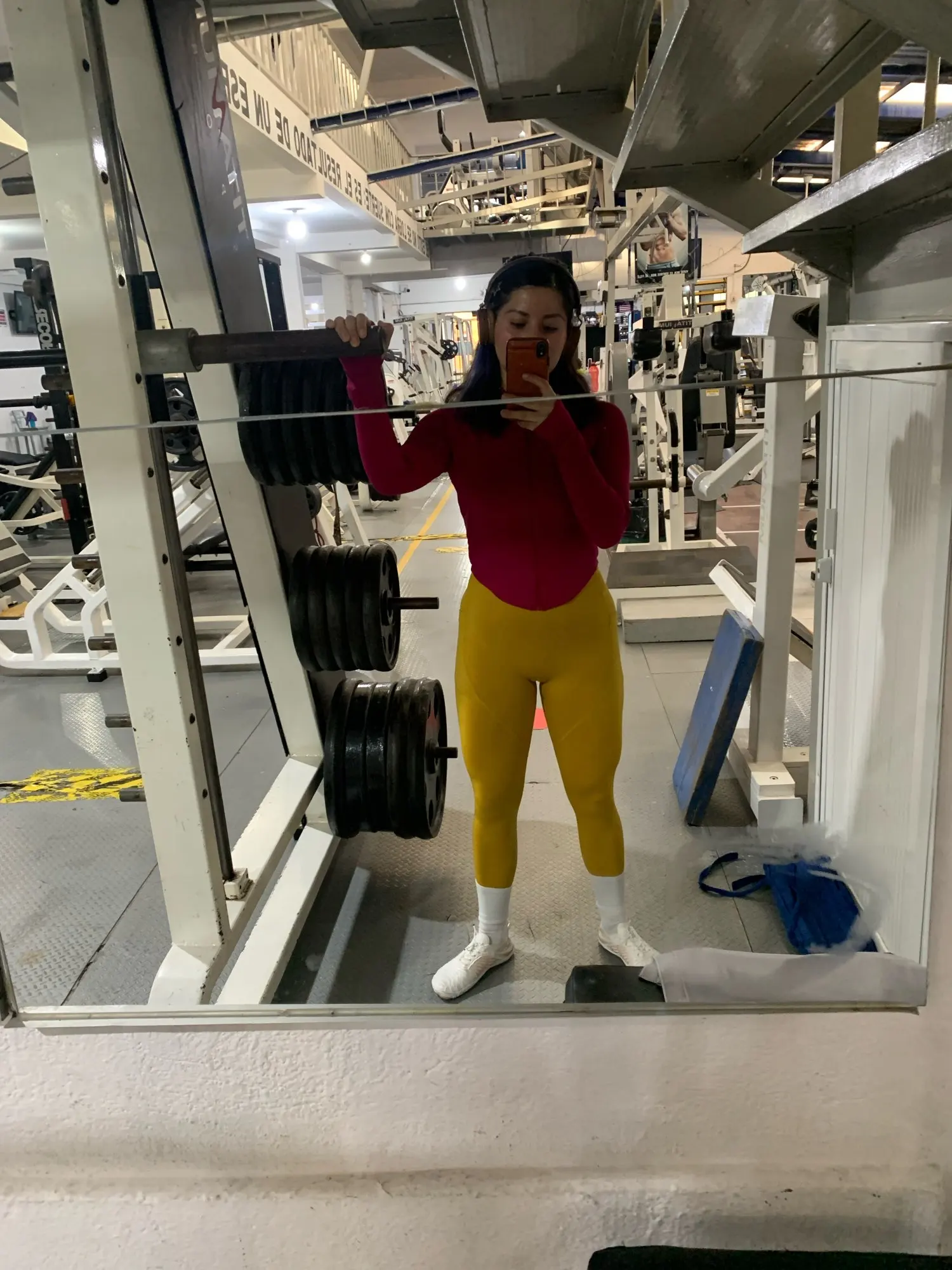 High-Waisted Seamless Yoga Pants with Side Seam Pockets photo review