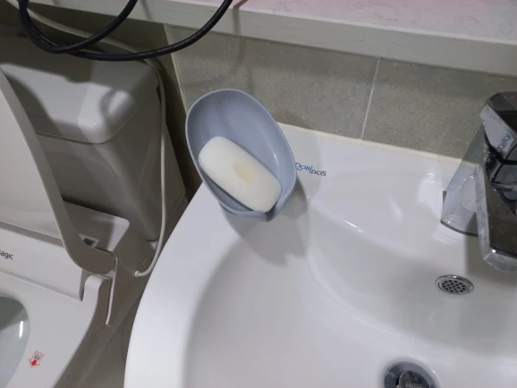 Portable Suction Cup Soap Dish - Keep Your Soap and Sponge Within Reach Anywhere photo review