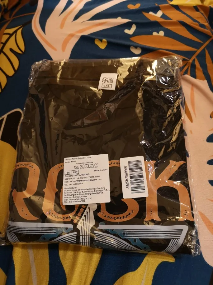 Vintage Retro 80s Rock & Roll Music Guitar T-Shirt photo review