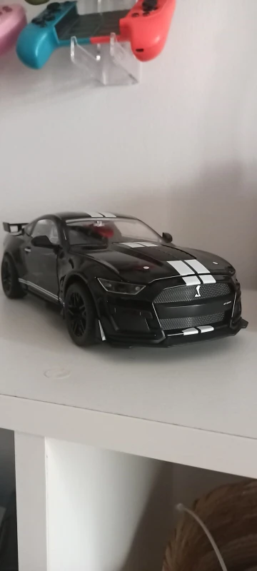 1/18 Scale Ford Mustang Sports Car Model Toys Alloy Simulation Vehicles Pull Back Sound Light Series Toy for Kids Birthday Gifts photo review