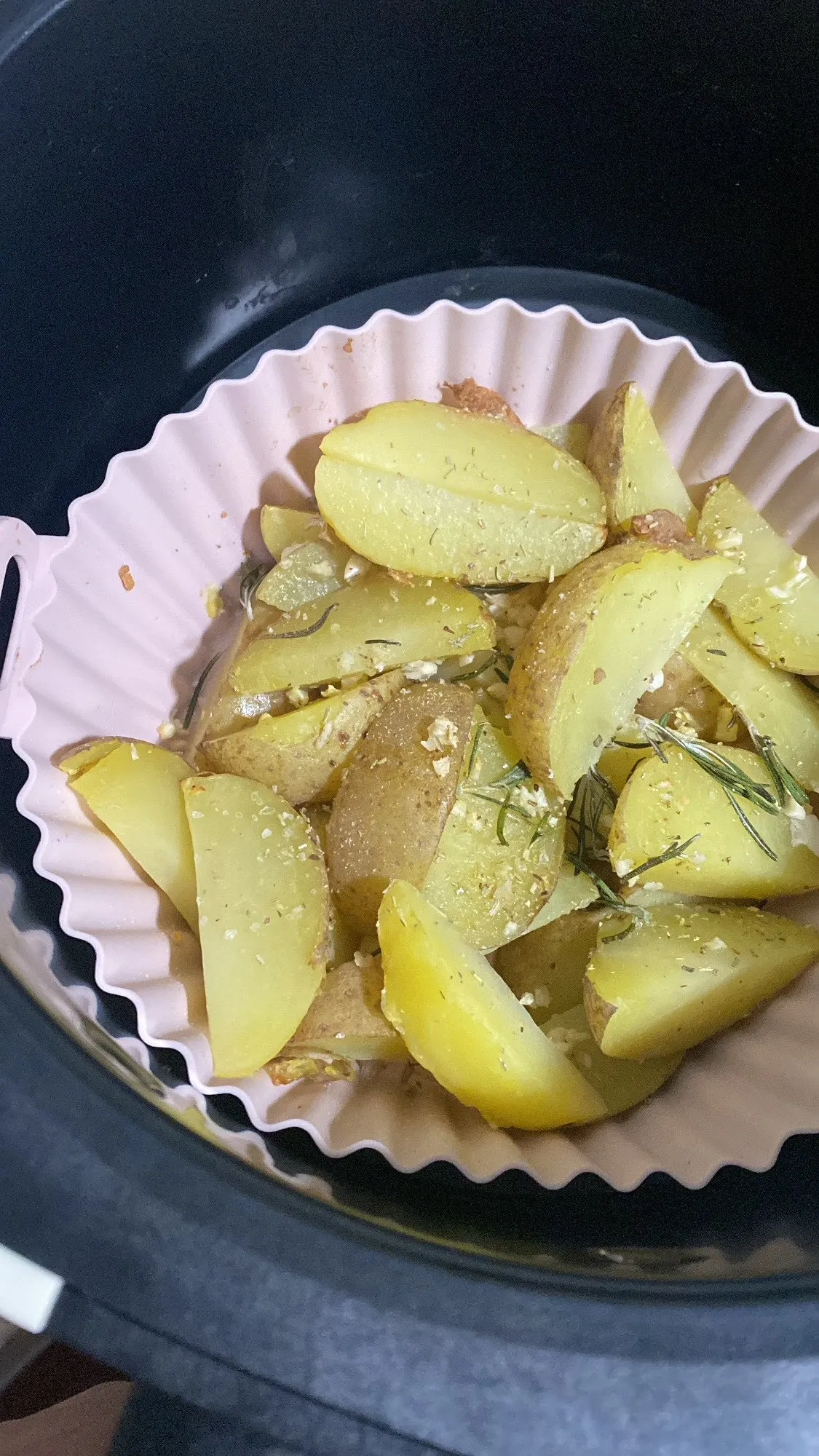 Good life Day™Air Fryer Silicone Liners photo review
