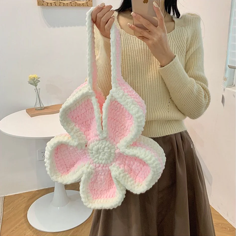 

New Korean Fashion Sweet Five Flower Bag Hand Woven Bag Strip Wool Handmade DIY Crochet Flower Bag For Women Complete Bag