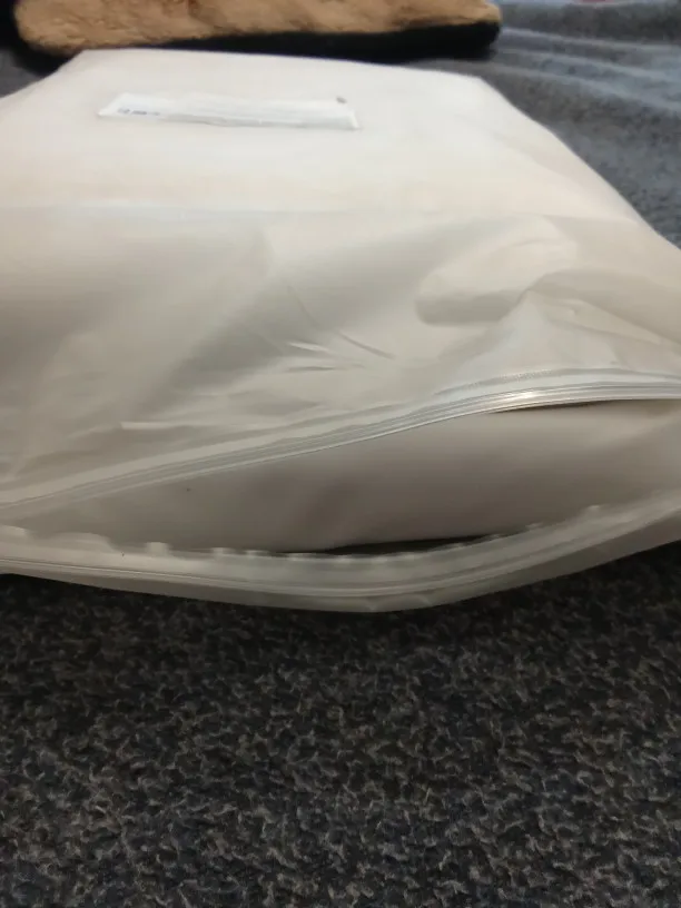 1pc 6-Sided Waterproof Mattress Protector, Dustproof Mattress Encasement with Zipper, Soft & Comfortable Mattress Cover photo review