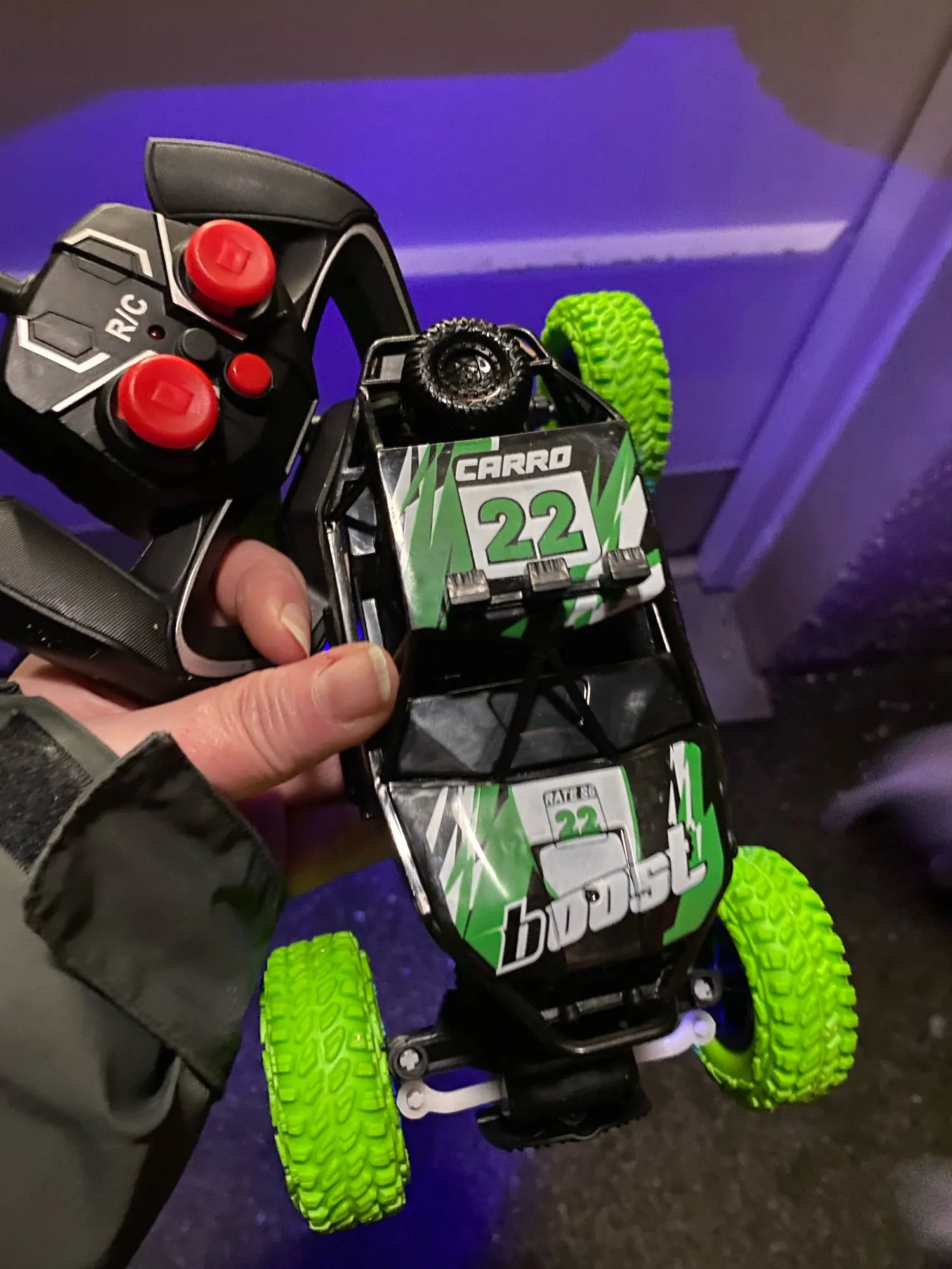 Colorful Flashing Lights Off-Road Remote Control Car photo review