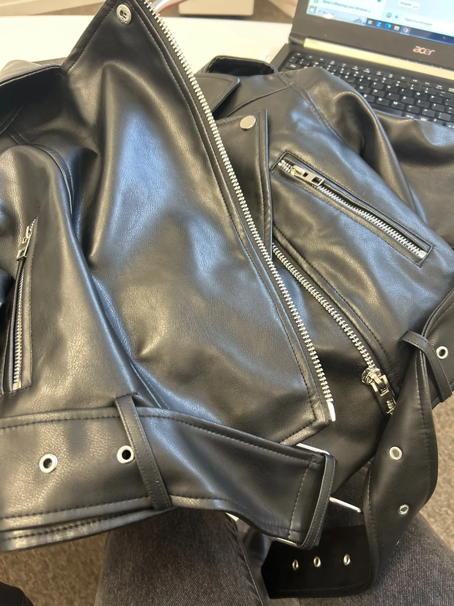 Ailegogo Faux Leather Short Jacket photo review
