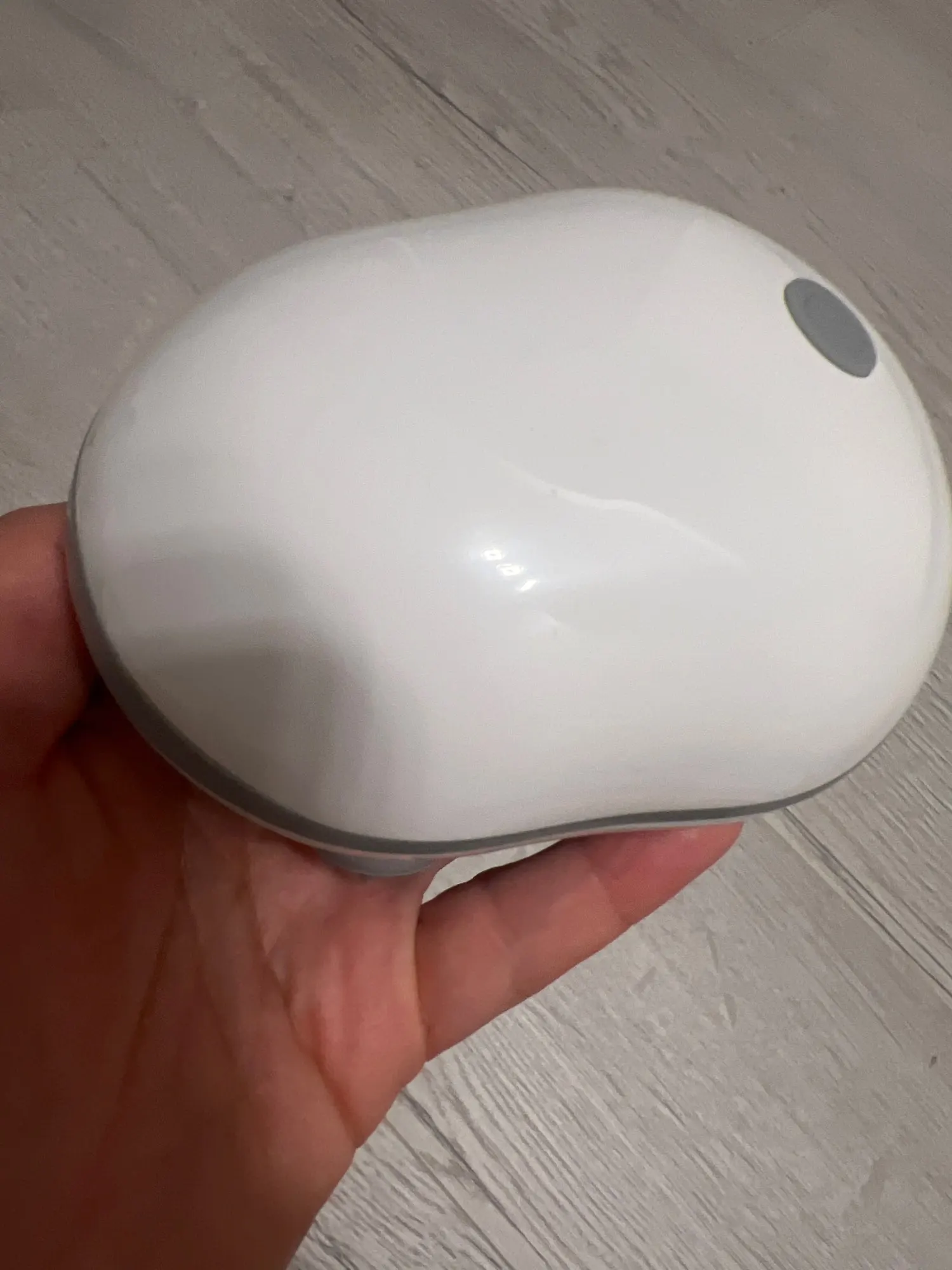 2-in-1 Electric Scalp Cleaner & Pet Massager – Deep Vibration Brush for Hair Wash & Pet Relaxation, Rechargeable & Easy to Clean photo review