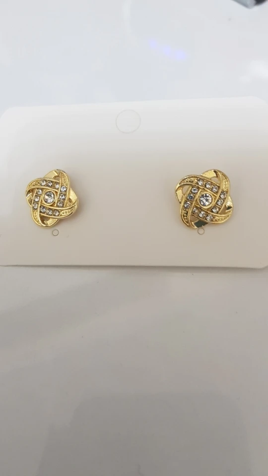 Light Luxury Zircon Stud Earrings photo review