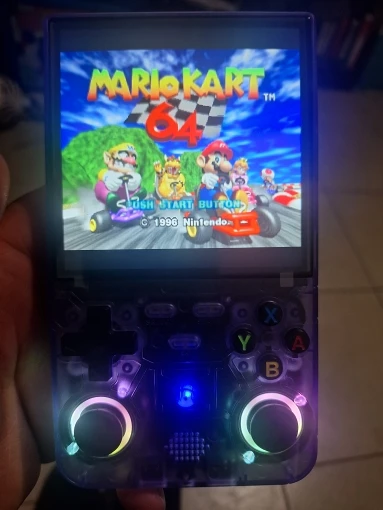 R36 ULTRA photo review