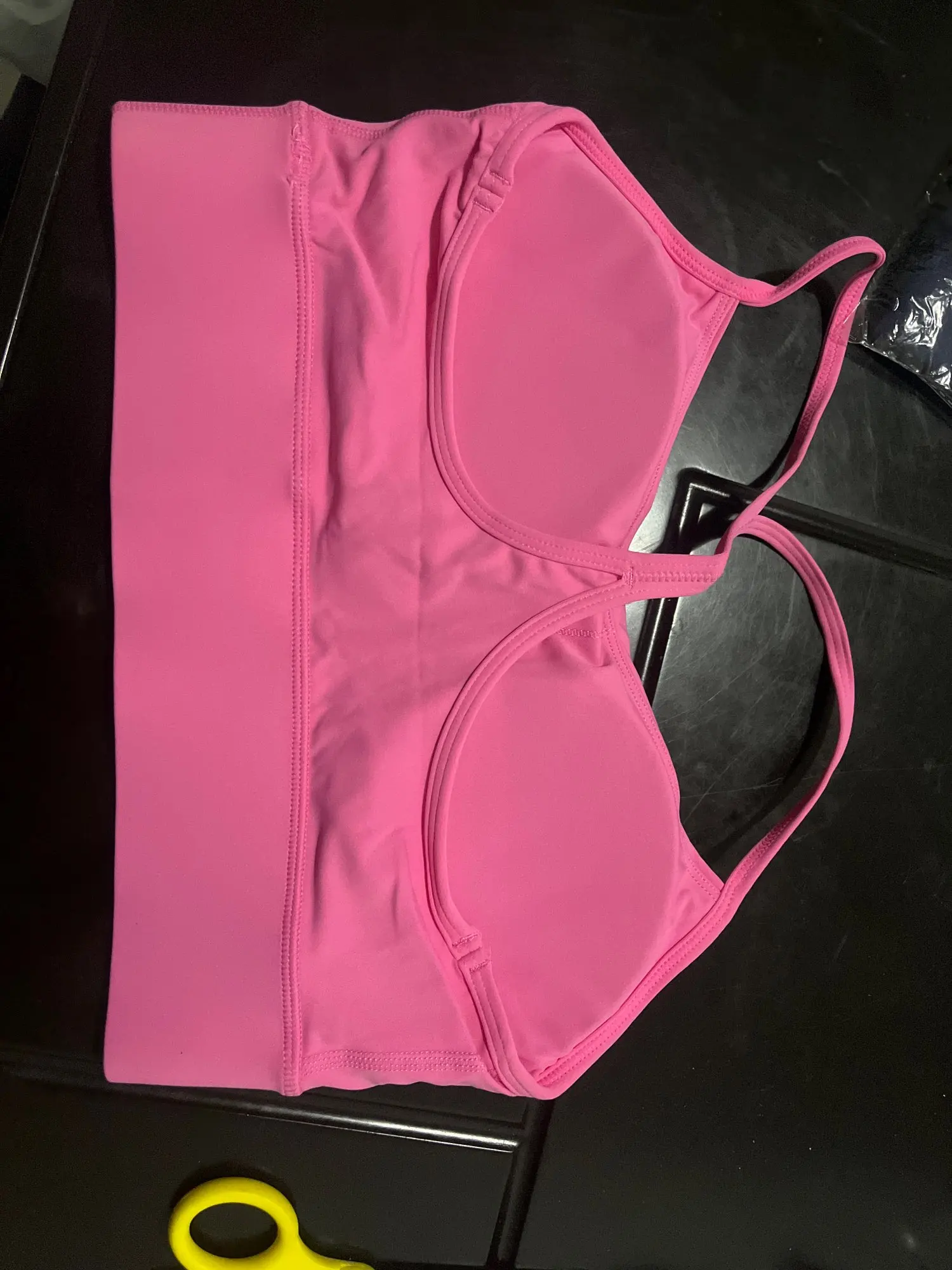 Women's Y-Shape Cross Sports Bra with Chest Pad photo review