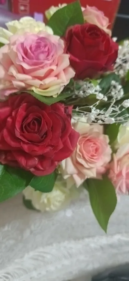 High Quality Hand Feel Moisturizing Artificial Rose MG photo review