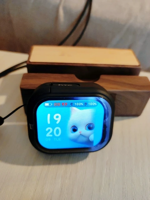 HTC NE20 Wireless Earbuds – Ultra HD Screen. Ultra Smart Sound. photo review