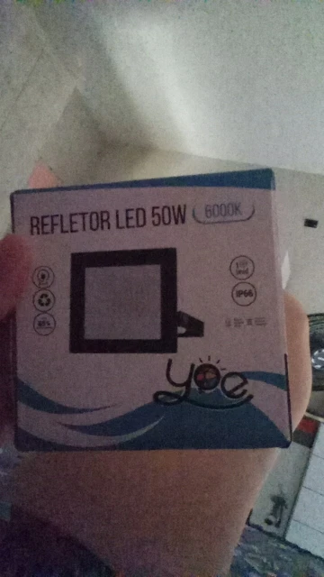 Kit 2 Refletor Led 50w Holofote Bivolt Prova Dágua Ip66 Cor De Luz Branco Frio photo review