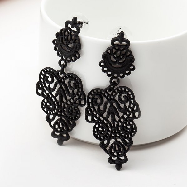 Women’s Heart Shape Cute Drop Earrings 2022 Fashion Black Crystal Love Heart Statement Earrings for Women Jewelry Gifts
