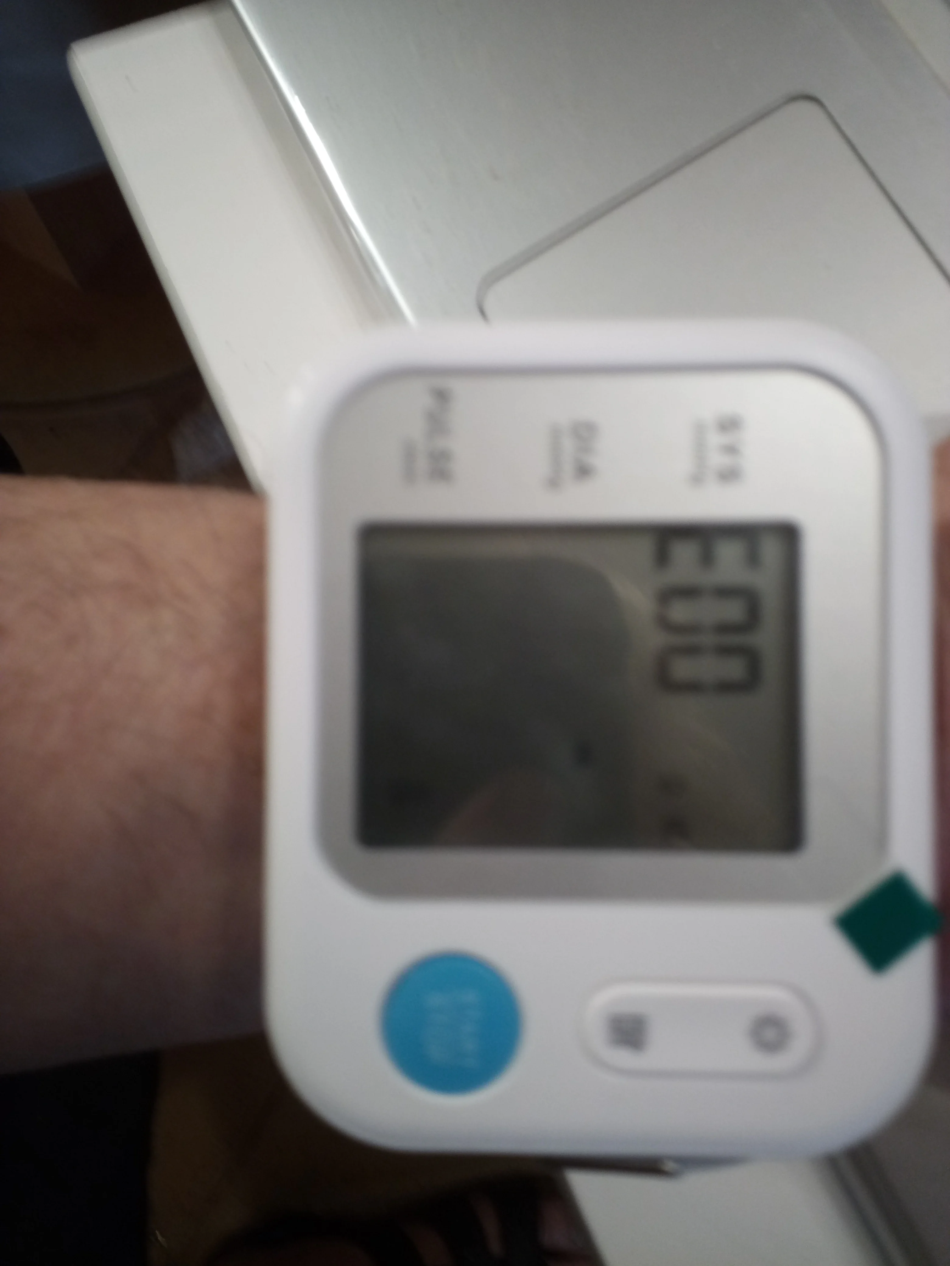 BOXYM Medical Digital LCD Wrist Blood Pressure Monitor Automatic sphygmomanometer Tonometer wrist Blood Pressure Mete Tonometer