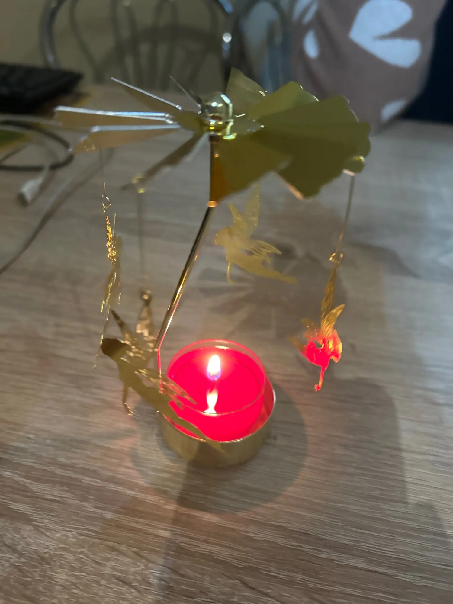 Metal Hot Rotating Candle Holder photo review