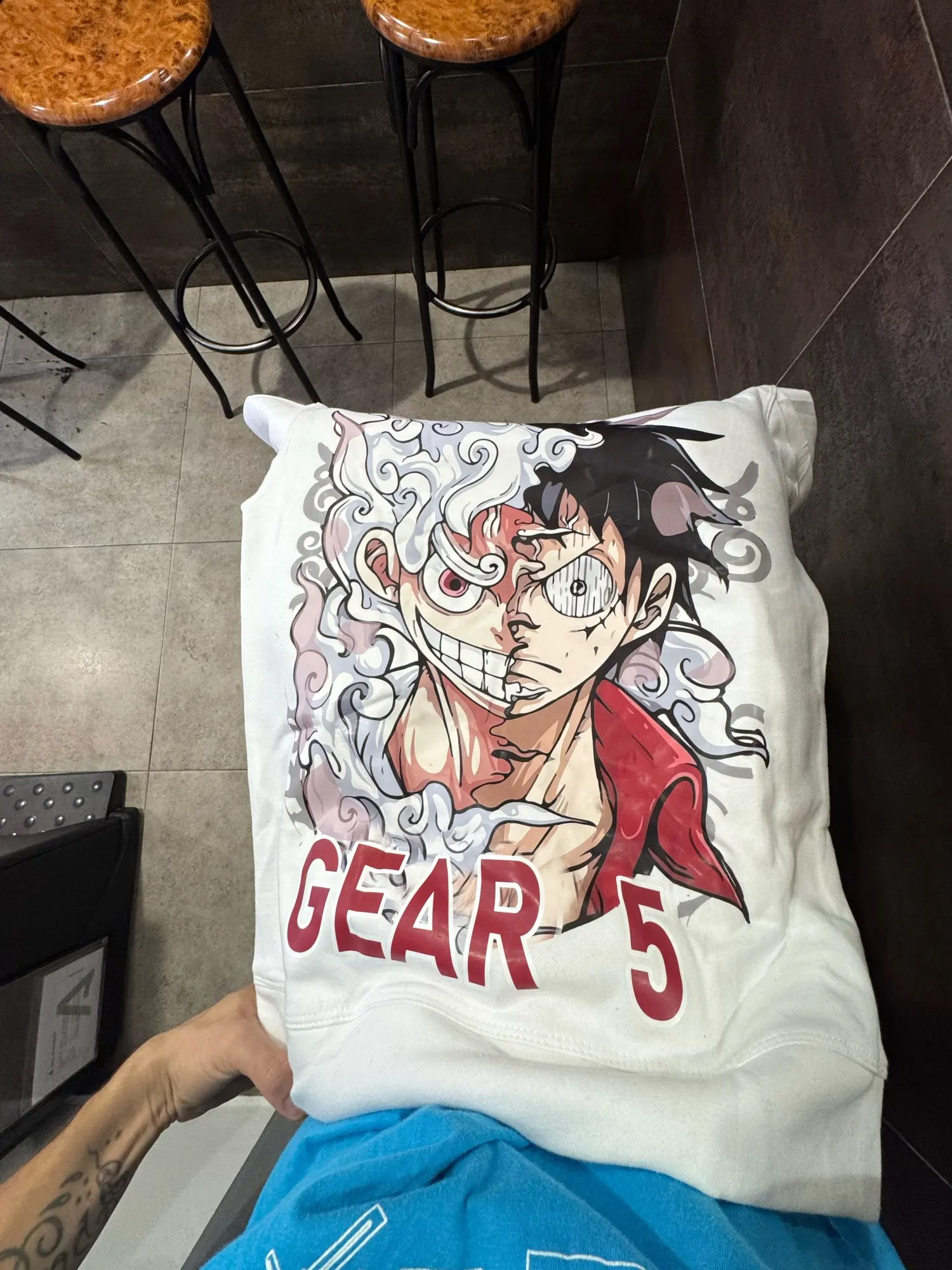 One Piece Gear 5 Luffy Hoodie – Zip-Up Anime Jacket with Sleeve Graphics (Multiple Colors)