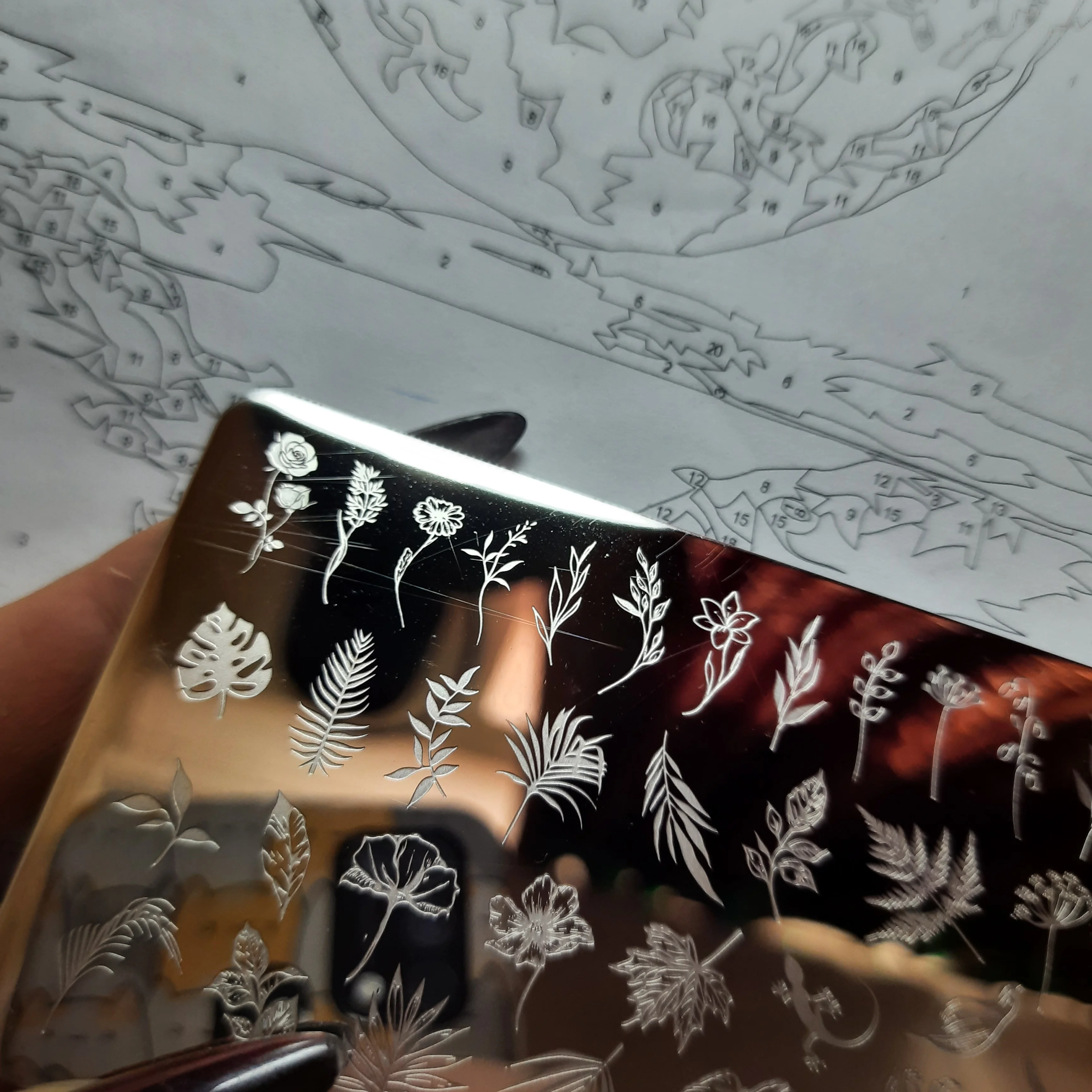 Blomblad Nagelstämpelplattor Löv Blommig Butterfly Line Printing Stencil Nagelstämpelmallar Nail Art Tools photo review