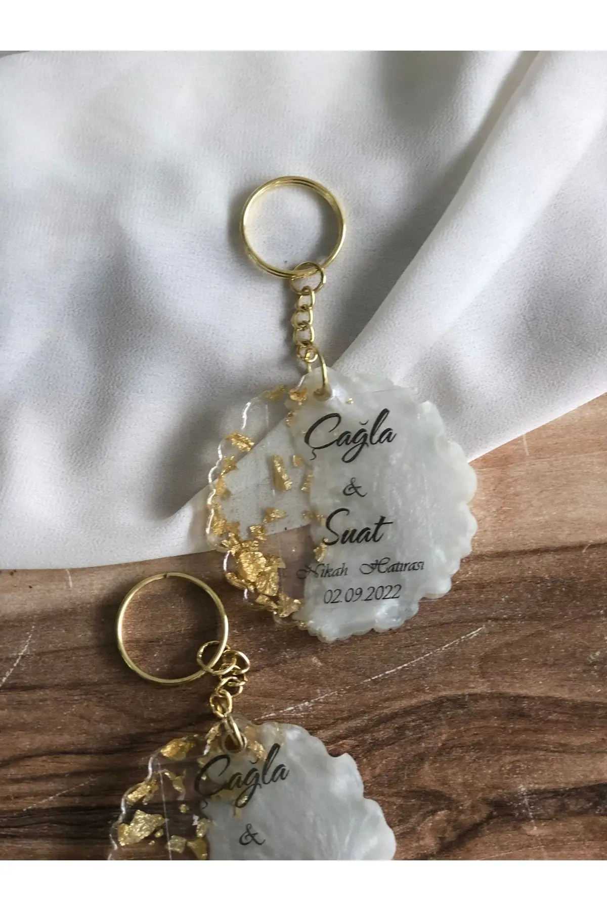 

25/50/100Pc Custom Birthday Wedding Party Favor Epoxy Keychain Personalize Baby Shower Baptism Engagement Gift Anniversary Resin