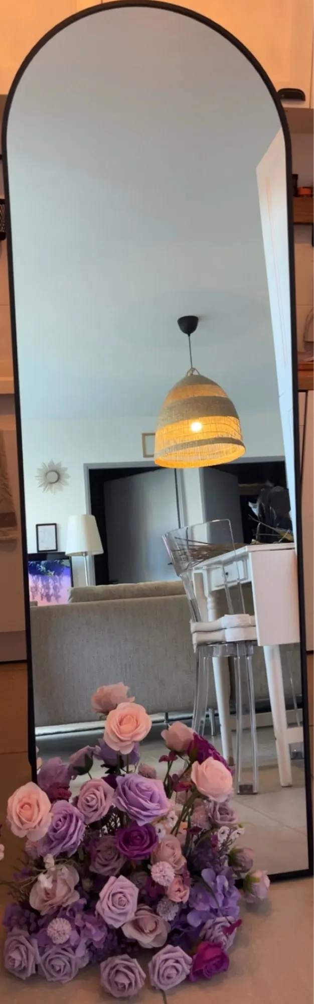 162x53cm Curved Standing Mirror, Floor Mirror with Aluminum Frame and Tempered Glass, for Living Room Bedroom Hallway, Black photo review