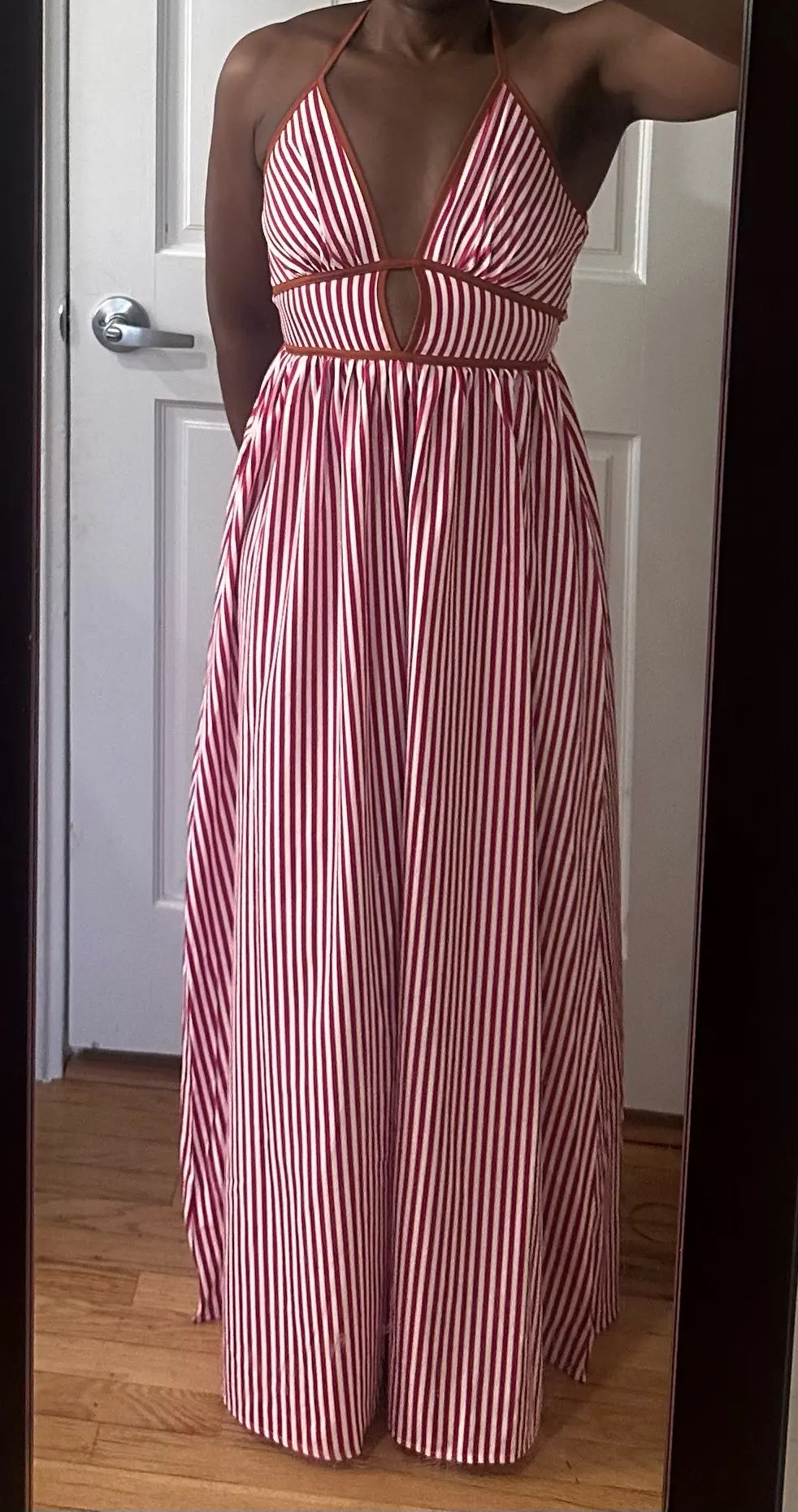 2026 Summer New Style Deep V-neck Striped Beach Dress, Sexy Backless Sleeveless Neckline Long Dress photo review