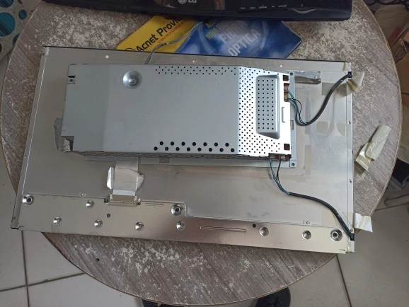 Máquininha De Cortar Cabelo e/ou Barbeador Portátil Aparador Barba 3915 bivolt Recarregável-ENVIO IMEDIATO PARA TODO BRASIL photo review