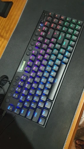 YI Pro K625P KBS 94-Key Slim Mechanical Gaming Keyboard with RGB, Bluetooth 5.0, and USB 2.4G Connectivity photo review
