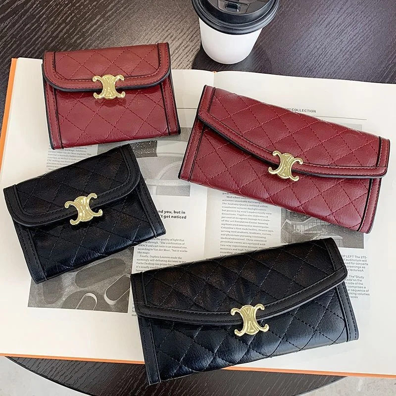 Рисунок 4 - CELINE small wallet женский короткий