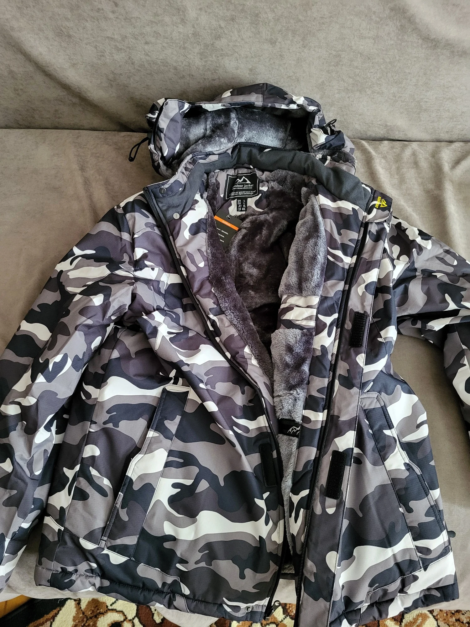 Winter Fleece Lining Parka Waterproof Mens Ski Snowboard Jackets Windproof Removable Hoodie Coats Casual Windbreaker photo review