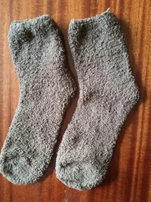 Flauschige Winter-Socken für Zuhause und als perfektes Weihnachtsgeschenk photo review