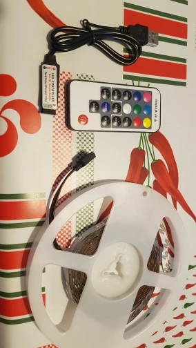 Bluetooth 5V USB RGB LED Strip Light APP Controller photo review