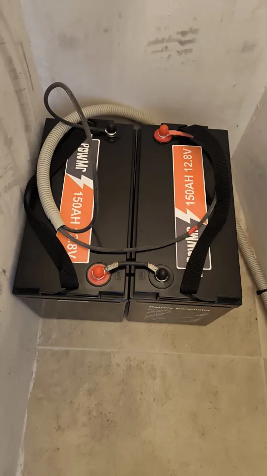 PowMr 300AH 200AH 150AH 100AH Lifepo4 Battery 12V 24V Battery Packs Solar Lithium Battery Rechargeable BMS Grade A 6000+ Cycle photo review