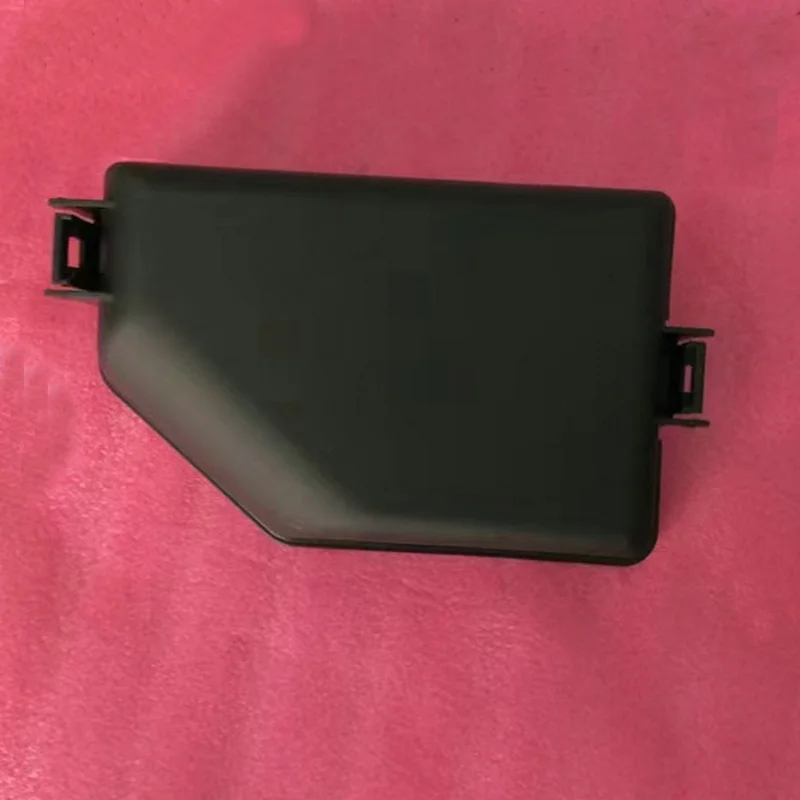 k919402x100 Applicable to kIa FORTE Upper cover of fuse box Plastic cover on fuse