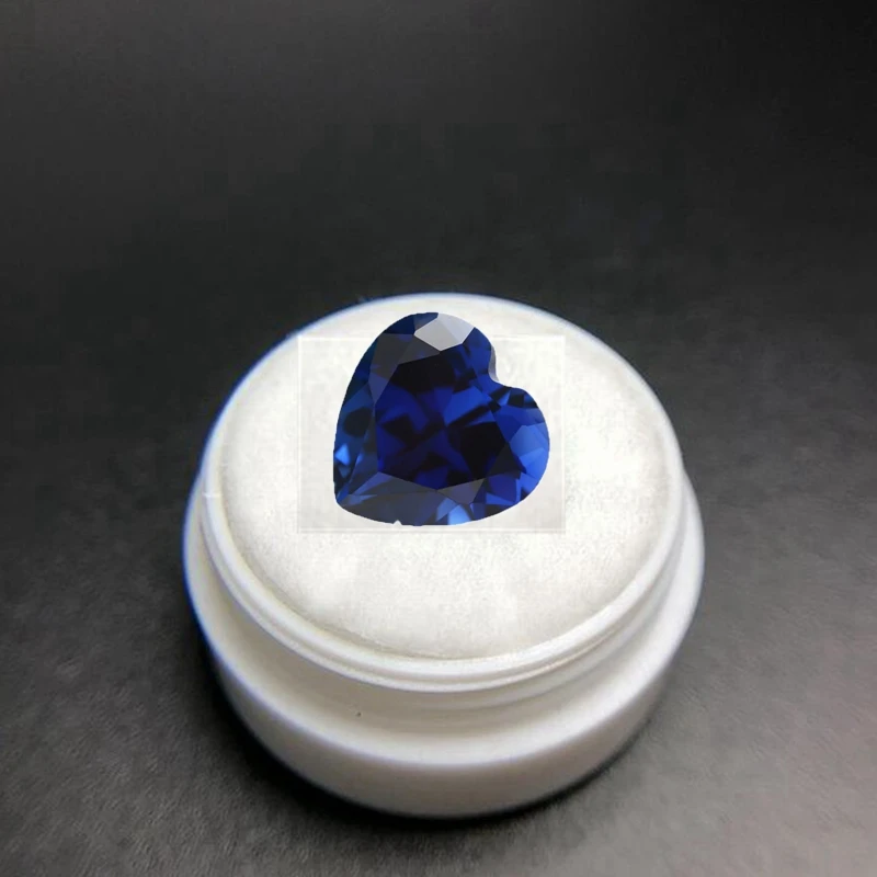 

Красивый сапфир в форме сердца Большой размер 15 × 15 мм 9,0 карат для изготовления ювелирных изделий VVS свободный драгоценный камень Пройденный тест