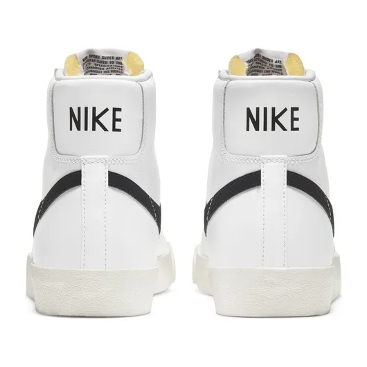 Nike Blazer Mid 