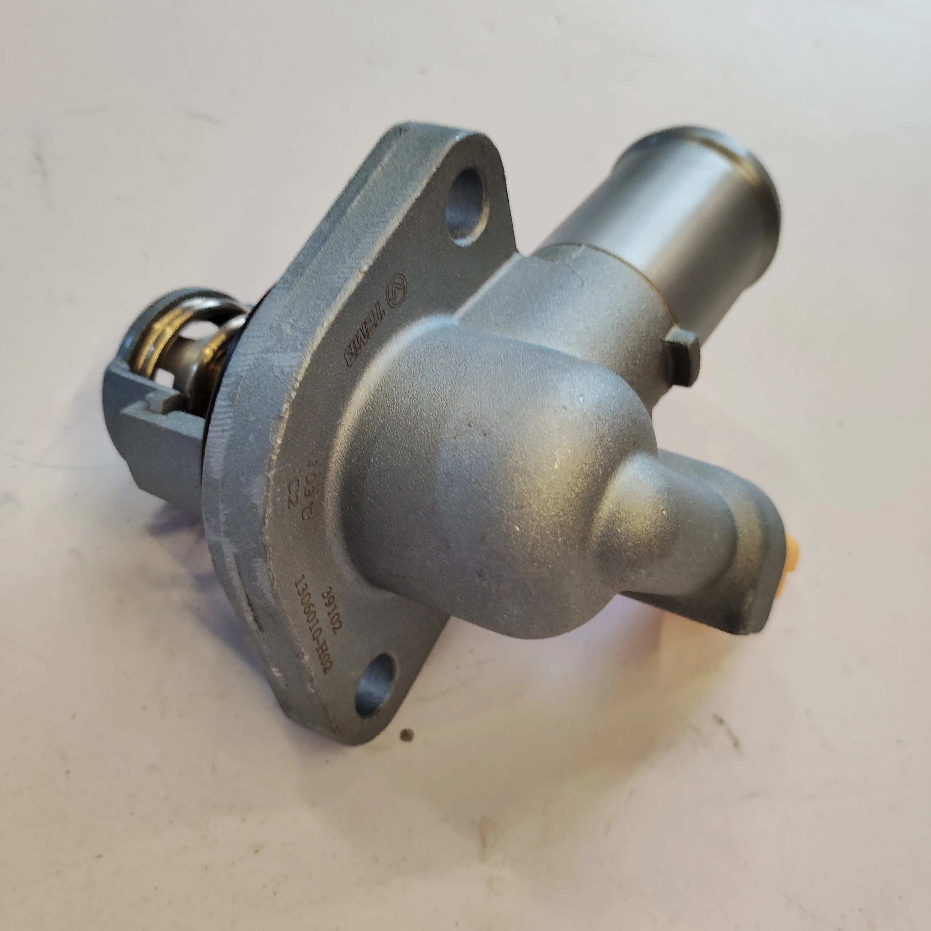 Auto Parts Electronic Thermostat For Changan Chana Eado 1.4T Changan Alsvin 1.4 CS15